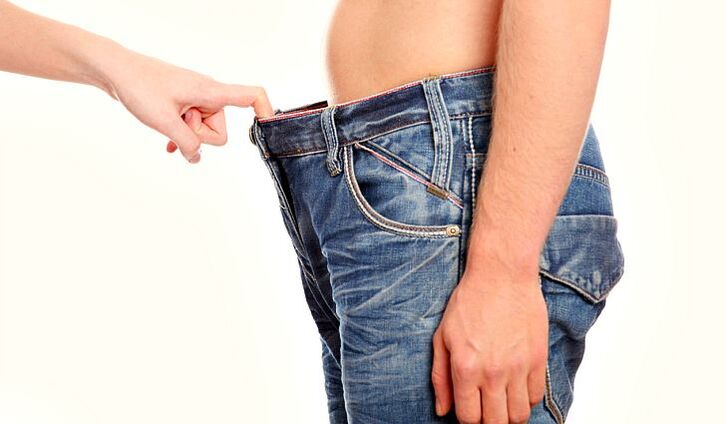 uma mulher quer um homem com pênis aumentado de refrigerante